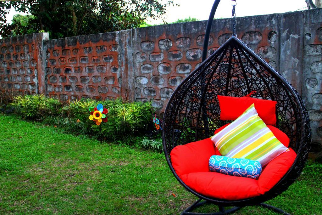 Tagaytay Garden Budgetel - City Center タガイタイ エクステリア 写真
