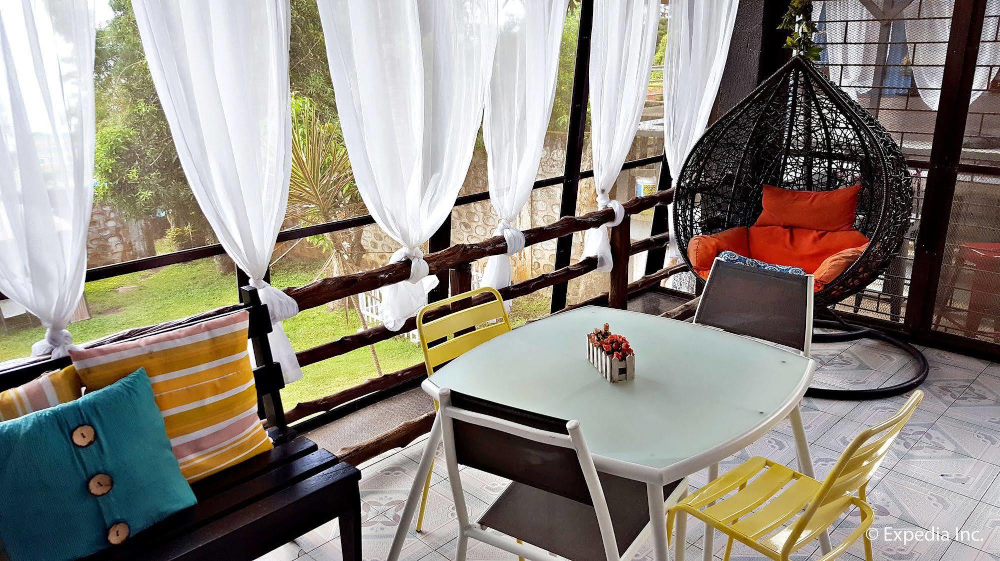 Tagaytay Garden Budgetel - City Center タガイタイ エクステリア 写真